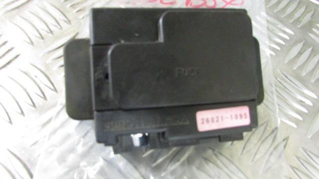 KAWASAKI NINJA ZX6R ZX-6R J1 J2 2000/2 porte fusibles,,FUSE BOX, Sicherungskaste