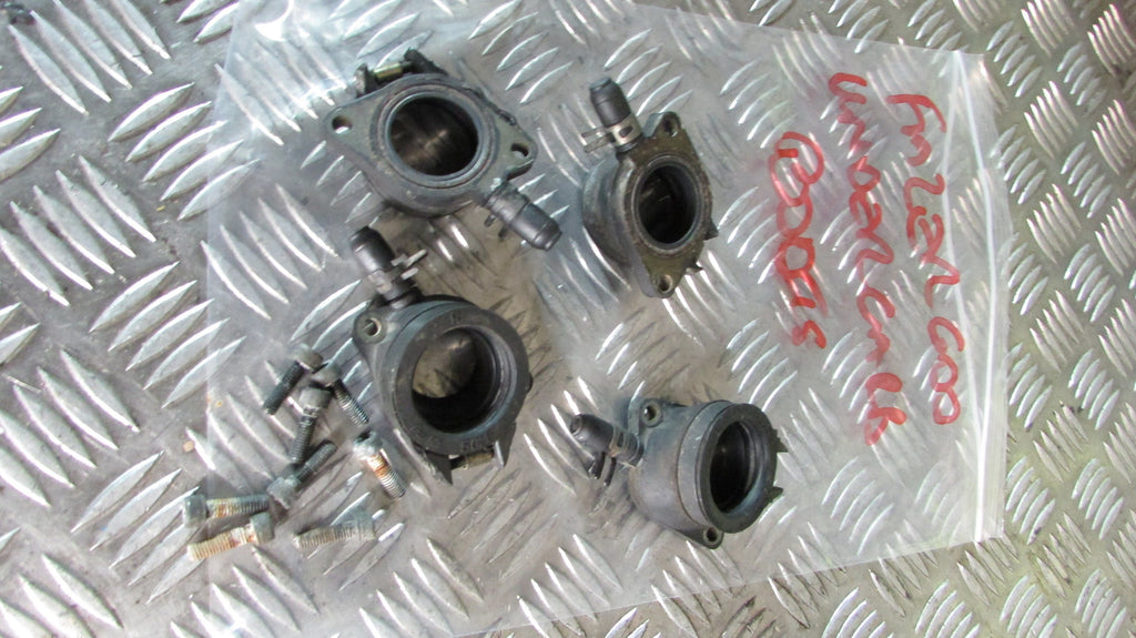 Yamaha Fazer FZS 600 2000 (1998/2003) RJ021 cornets, full power, Inlet Rubbers /