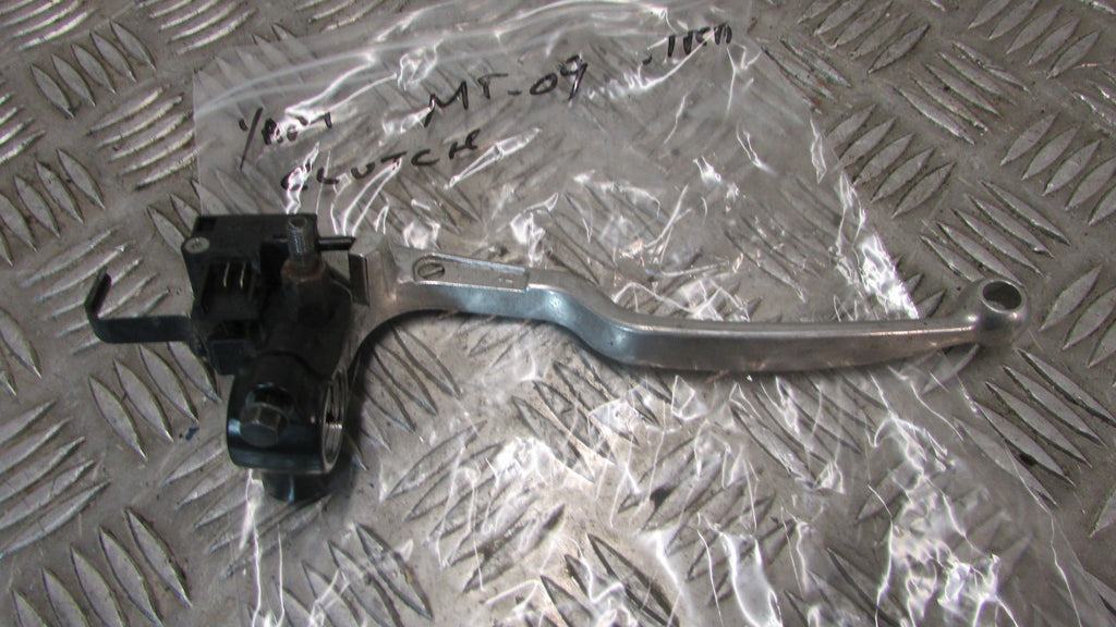 Yamaha MT-09 Tracer * levier d'embrayage et suport,,CLUTCH LEVER & support unit,