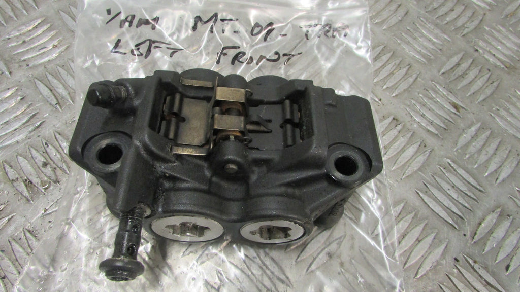 Yamaha MT-09 Tracer ÉTRIER DE FREIN, avant gauche ,,FRONT LEFT BRAKE CALIPER ,