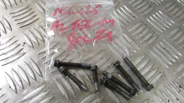 Honda NSR125R 2002 (95>03)Foxeye ,VIS Ecrou Goujon de fixation pour la carter de