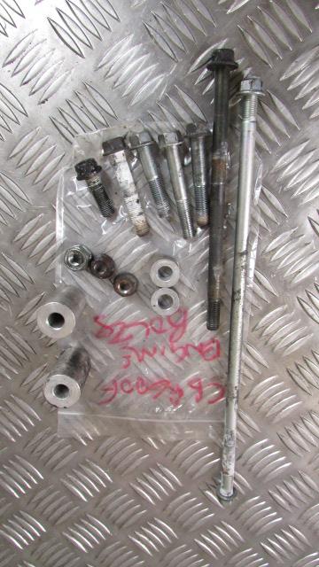 Honda CBR600F5 01-07 vis boulons de fixation du moteur,, engine retaining bolts,