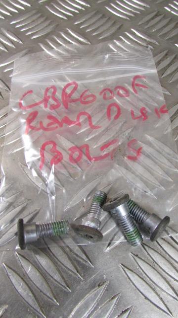 Honda CBR600F5 01-07 Vis pour disque de frein arriere AR,, rear disc bolts ,,