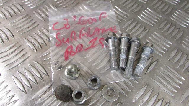 Honda CBR600F5 01-07 VIS pour le Arrière bâti tubulaire,boucle arriere,bolts for