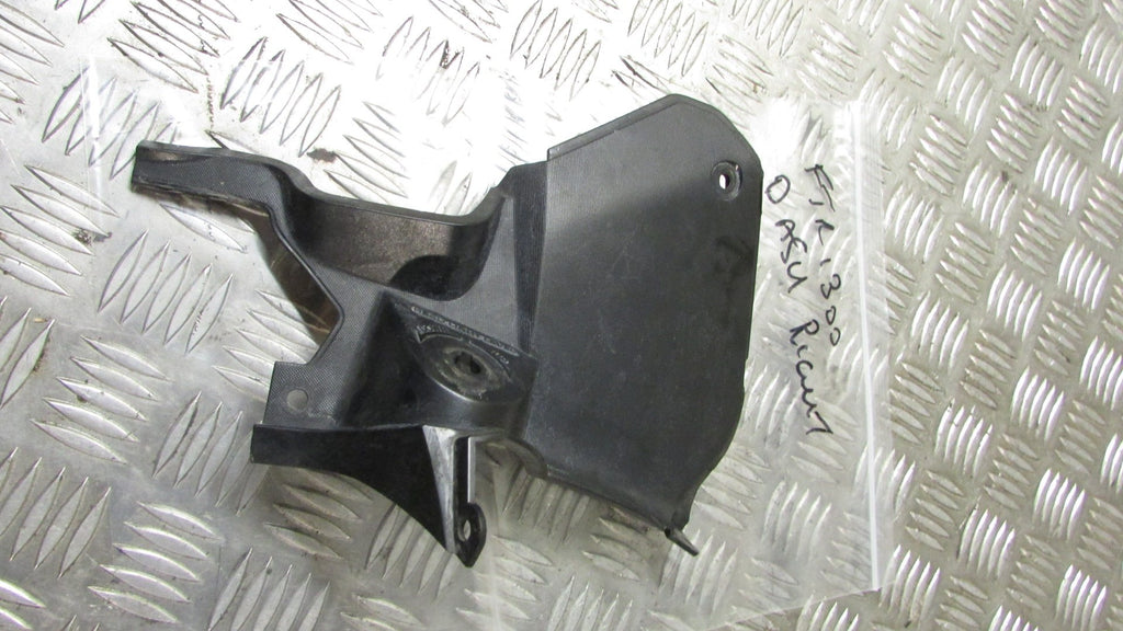Yamaha FJR 1300 ABS 2008, 2006>2012 Habillages carénage droit à côté de compteur