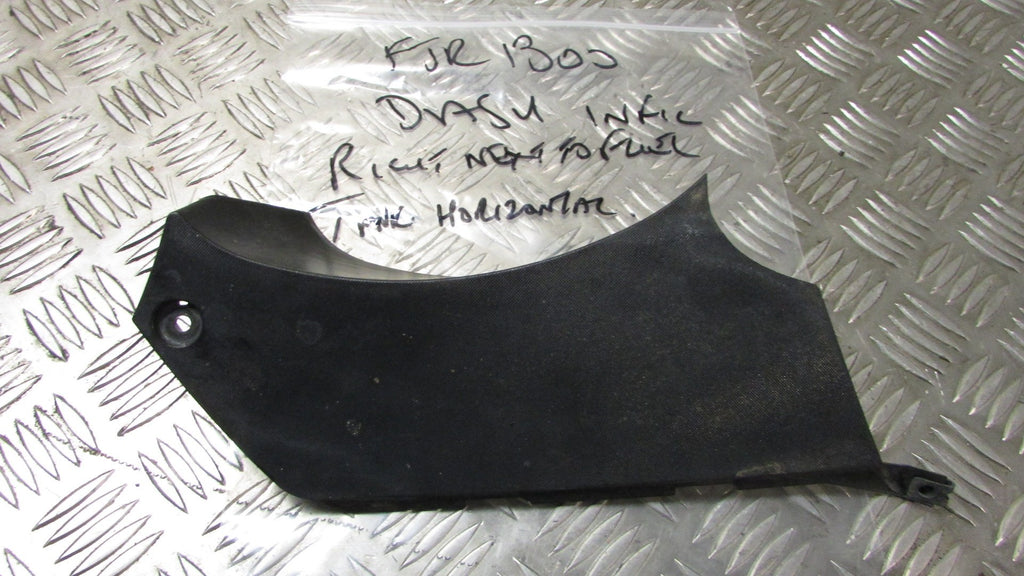 Yamaha FJR 1300 ABS 2008, 2006>2012 Habillages carénage droit à côté de compteur