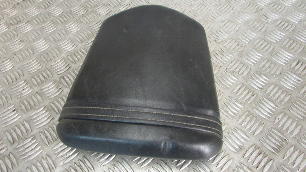 Hyosung Comet GT 650 BJ04/08 Selle pasager ,rear passenger seat pillion