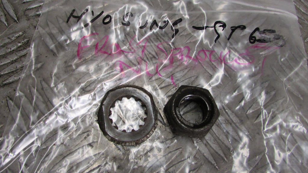 Hyosung Comet GT 650 BJ04/08 écrou de fixation pour pignon avant ,front sprocket