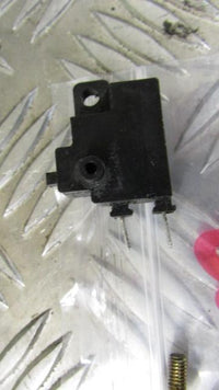 Yamaha YZF R6 5EB 99/02 15552m frein AV micro-interrupteur,FRONT BRAKE MICRO SWI