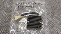 Hyosung Comet GT 650 BJ04/08 Regulateur,RECTIFIER regulator, OEM