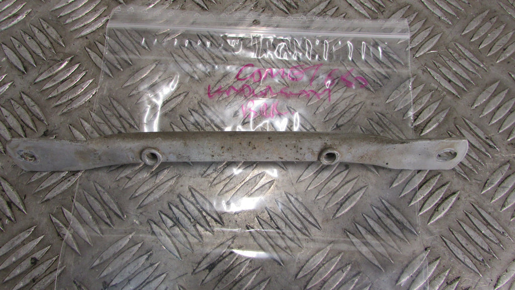 Hyosung Comet GT 650 BJ04/08 fixation de sous le siège,,under seat brackets