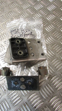 Yamaha FJR 1300 ABS 2008, 2006>2012 fixation de le reservoir d essense avant av,