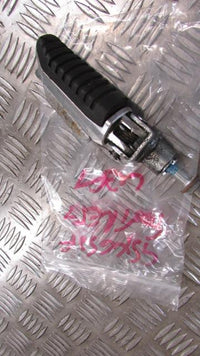 Suzuki GSX650F 2011 repose pied AV GAUCHE,, foot rest front left ,, Fußrastenanl