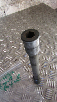 Kawasaki Ninja ZZ-R 1100 D ZX ZZR 1994 axe de la rue avant,, front axle spindle