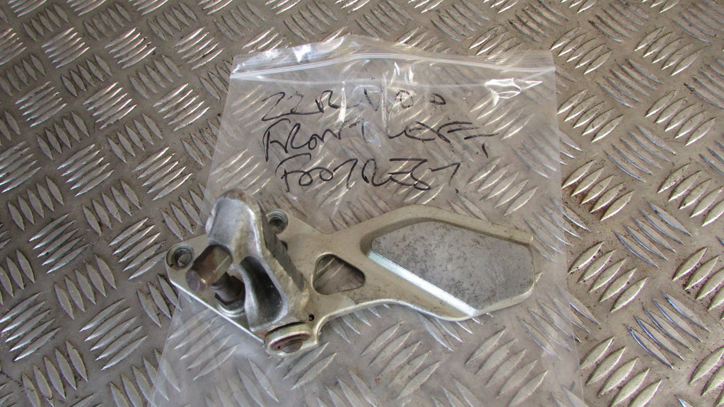 Kawasaki Ninja ZZ-R 1100 D ZX ZZR 1994 Platine et repose pied AV avant gauch,,FO