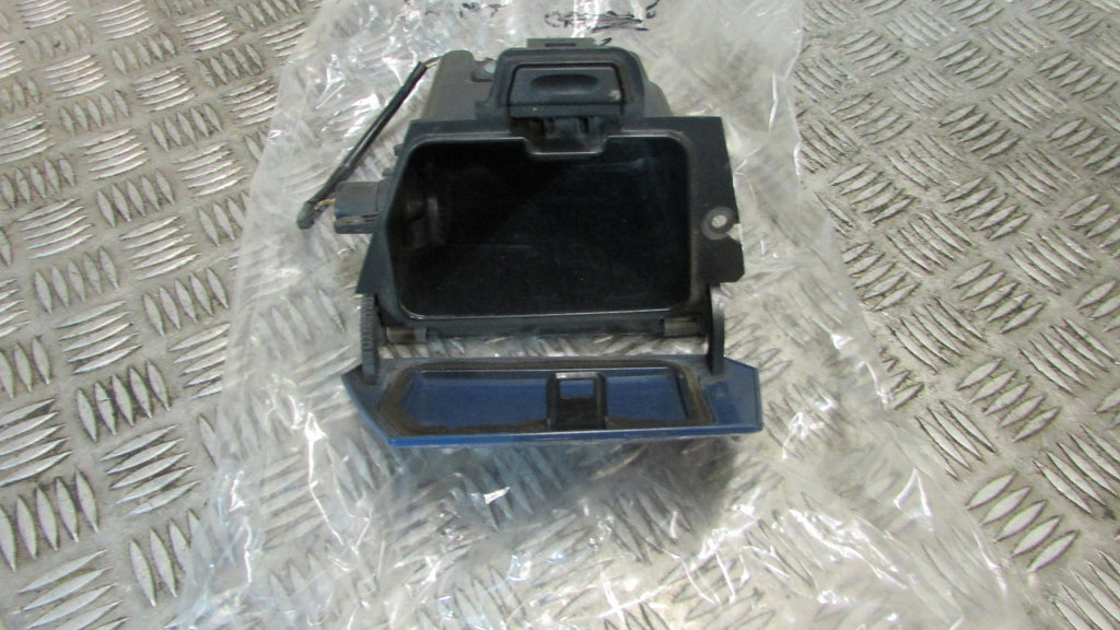 Yamaha FJR 1300 2008 ABS, boite à gants, glove box