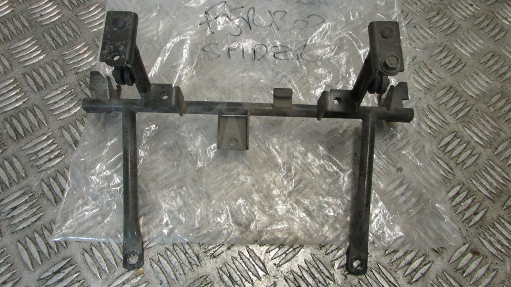 Yamaha FJR 1300 2008 ABS, Araignée support avant, front mounting support bracket