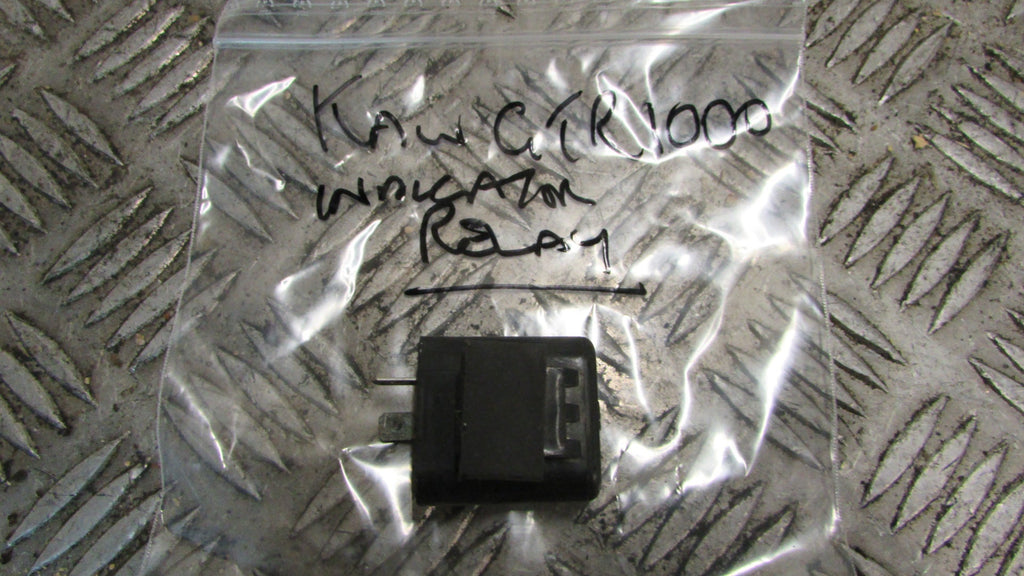 Kawasaki GTR 1000 ZGT00AA 2001 RELAI clignotant,Relay indicator