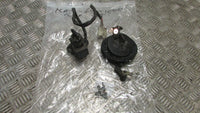 Kawasaki GTR 1000 ZGT00AA 2001 kit serrure , 2 clefs, avec bouchon de réservoir,