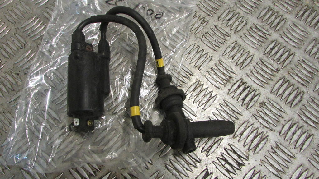 Kawasaki GTR 1000 ZGT00AA 2001 bobine d'allumage, 1 et 4,ignition coil, 1 & 4 bo