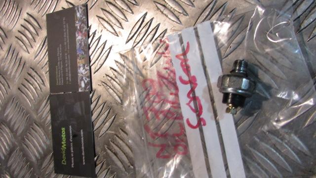 Honda NT V 650 DEAUVILLE RC47E 98>05 Captor pression d'huile, moteur avant bas d