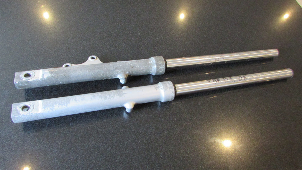 Yamaha YBR 125 2005>2016 Injection, fourches ,  FORKS