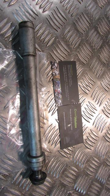 Honda NT V 650 DEAUVILLE RC47E 98>05 axe de la rue avant,, front axle spindle FR