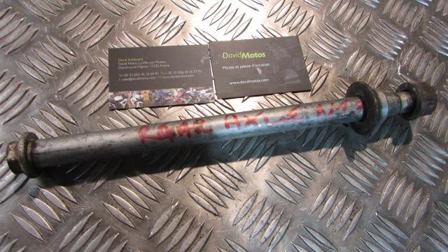 Honda NT V 650 DEAUVILLE RC47E 98>05 ,Axe de rue arrier,,rear wheel axle, spindl