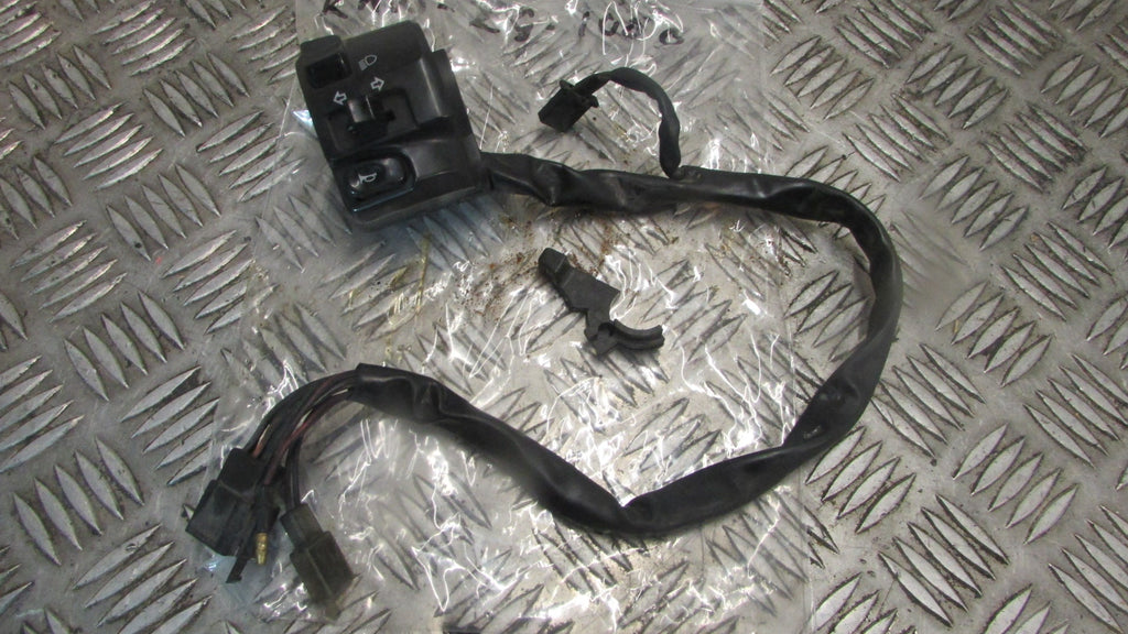 Kawasaki GTR 1000 ZGT00AA 2001 COMMODO GUIDON GAUCHE comodo,HANDLEBAR SWITCHES L