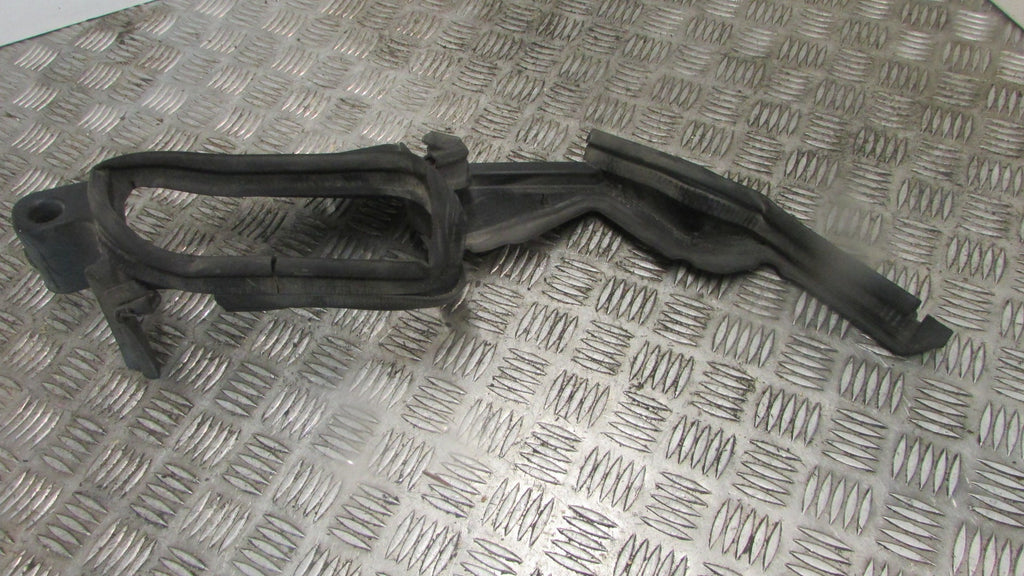 Kawasaki GTR 1000 ZGT00AA 2001 carénage Cover Entrée D'Air Canal droite,,Trim ri