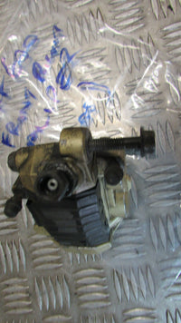 Suzuki GSX600F 1988 88/97 GN72A B ÉTRIER DE FREIN , avant droit , FRONT RIGHT BR