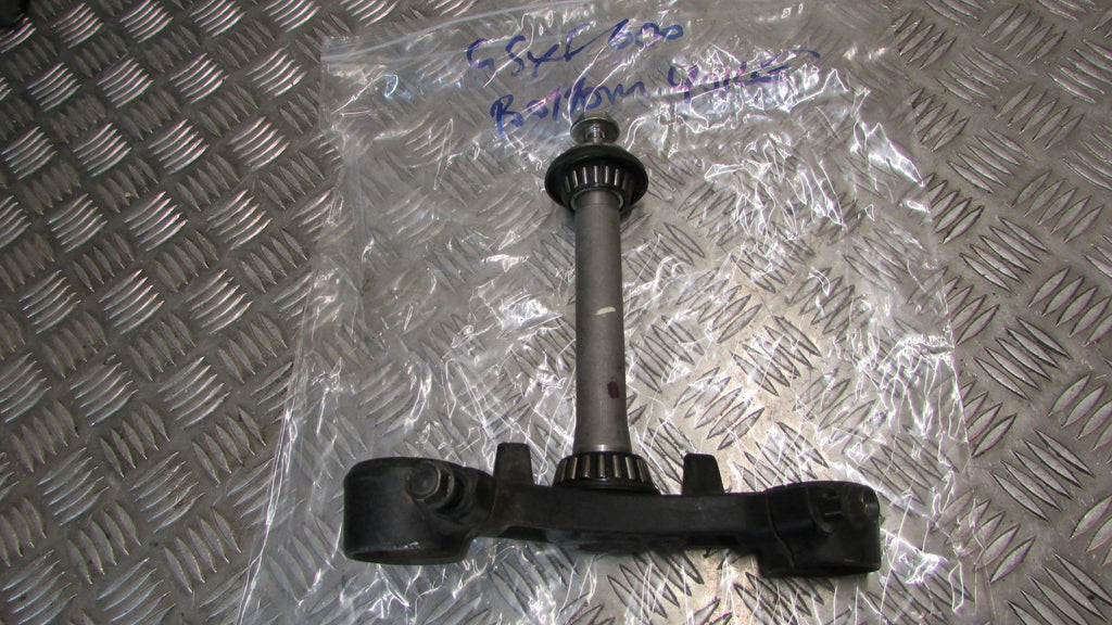 Suzuki GSX600F 1988 88/97 GN72A B T de Fourche inferior,BOTTOM YOKE CLAMP
