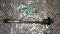 Suzuki GSX600F 1988 88/97 GN72A B axe de la rue avant,, front axle spindle FRONT