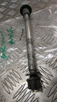 Suzuki GSX600F 1988 88/97 GN72A B axe de la rue avant,, front axle spindle FRONT