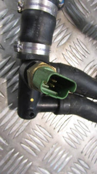 Aprilia Tuono V4 R ABS 2011 Thermostat radiateur a eau ,,RADIATOR Thermostat ,,