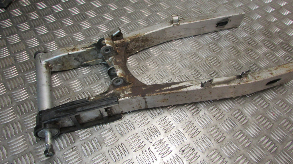 Suzuki GSX600F 1988 88/97 GN72A B Bra Osciliant,,SWINGING ARM, Swing arm