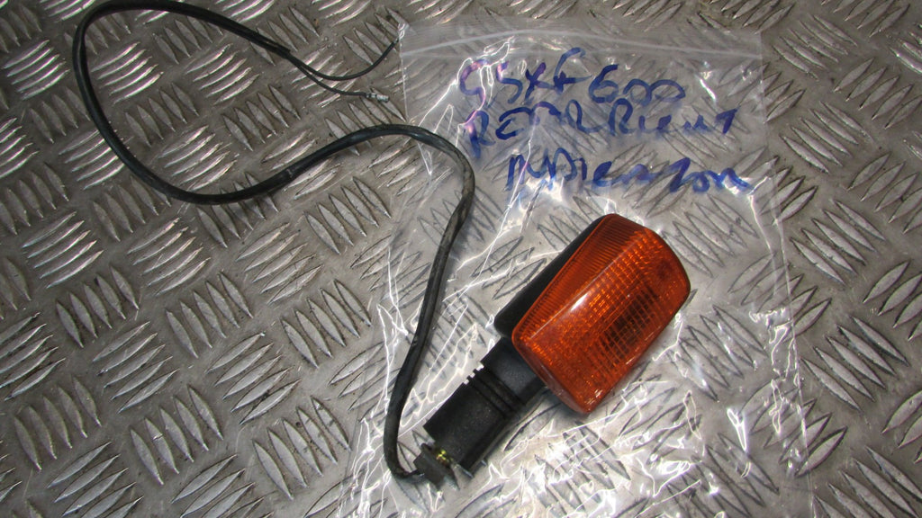 Suzuki GSX600F 1988 88/97 GN72A B Clignotant, ar ariere droite, , INDICATOR, bli