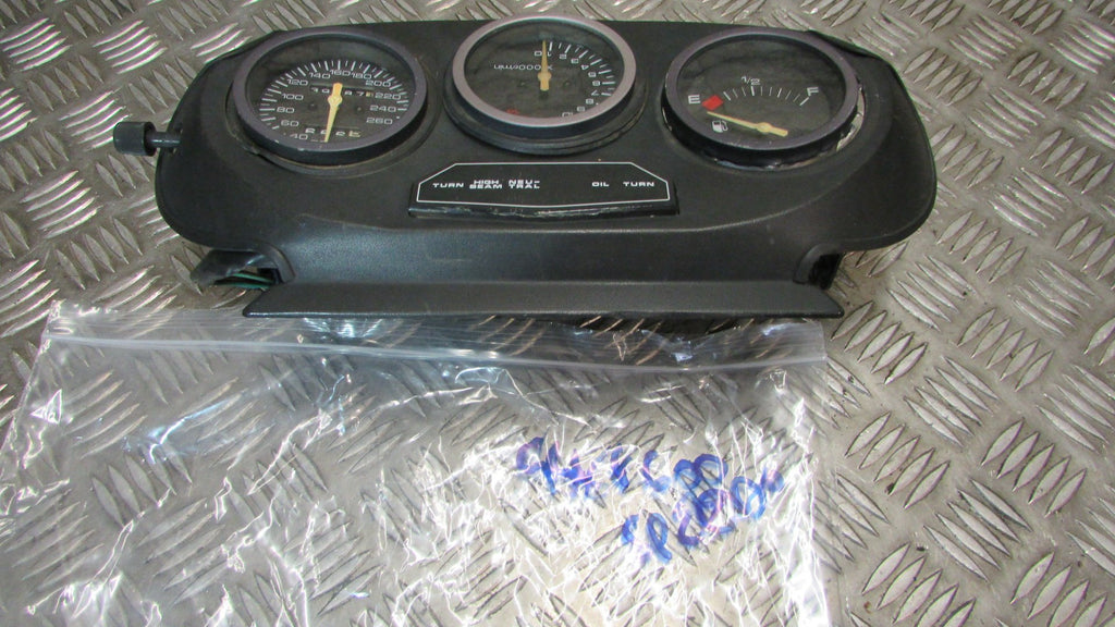 Suzuki GSX600F 1988 88/97 GN72A B COMPTEUR, 39987 km ,SPEEDO/CLOCKS french