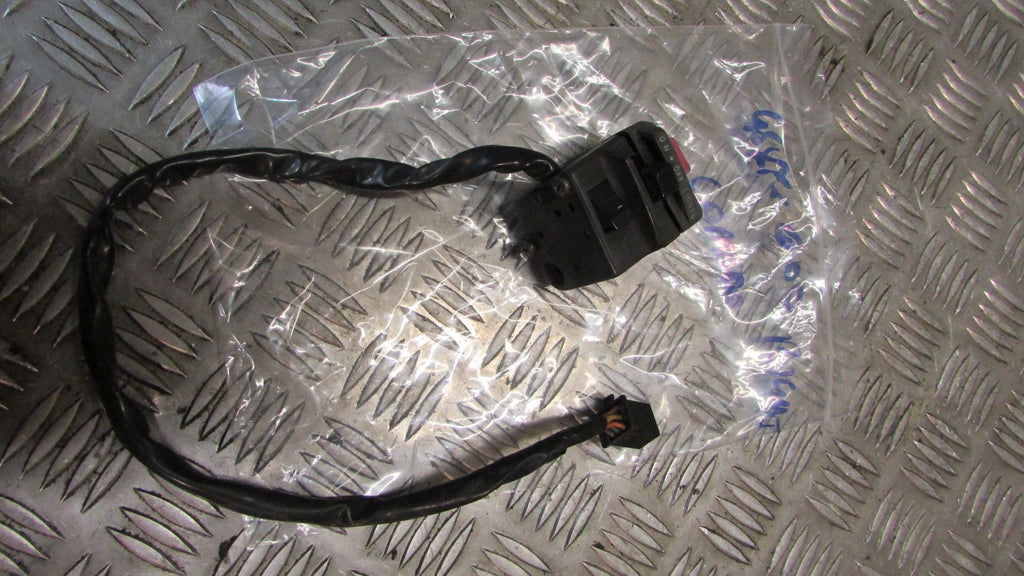 Suzuki GSX600F 1988 88/97 GN72A B COMODO GUIDON DROITE ,commodo,HANDLEBAR SWITCH