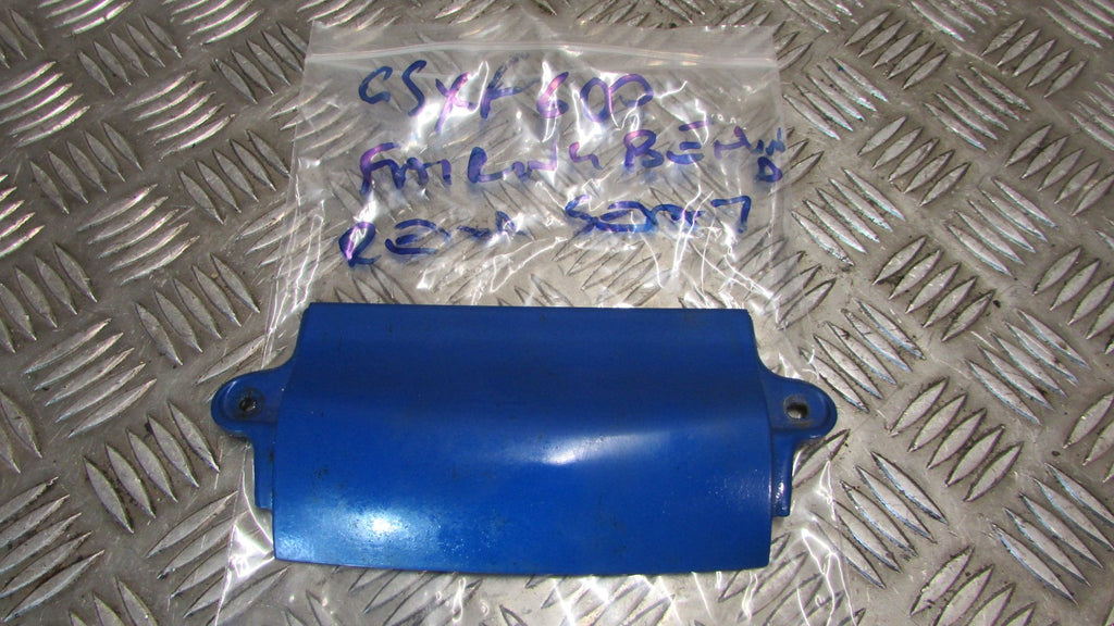 Suzuki GSX600F 1988 88/97 GN72A B Carénage arriere le siège, Fairing trim behind