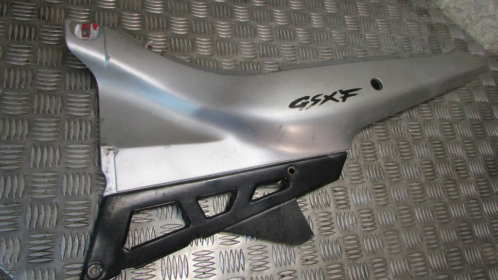 Suzuki GSX600F 1988 88/97 GN72A B carénage sous le siège,gauche, Fairing trim un