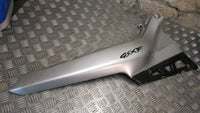 Suzuki GSX600F 1988 88/97 GN72A B carénage lateral sous le siège droite, Fairing