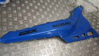 Suzuki GSX600F 1988 88/97 GN72A B carénage lateral sous le siège droite, Fairing
