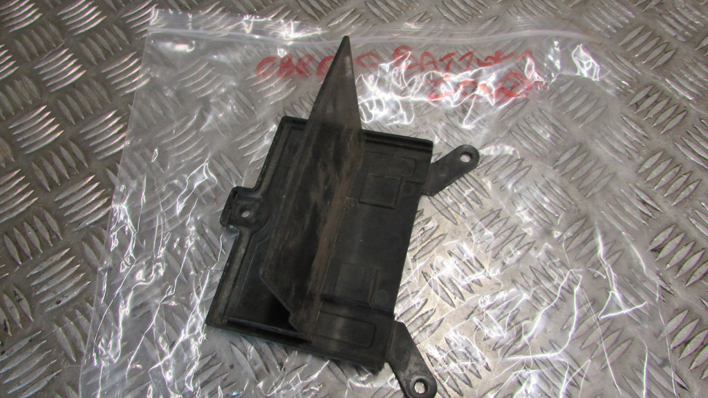 Honda CBR 600 PC25 91/95 Habillages porte batterie ,,TRIM,battery cover clamp