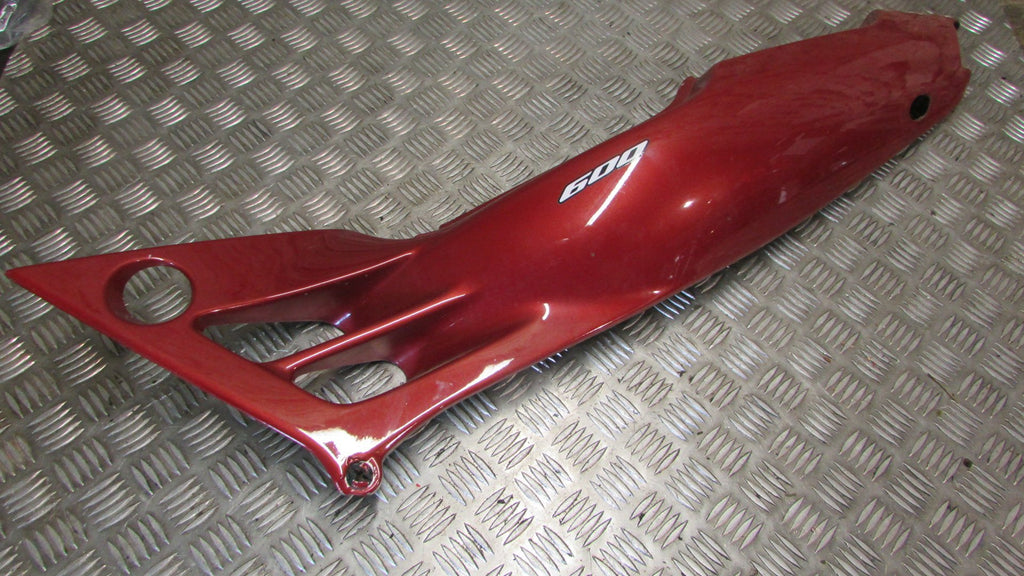Honda CBR 600 96 PC31 F3 95/98 coque arriere Lateraux l'arrière gauche,rear fair