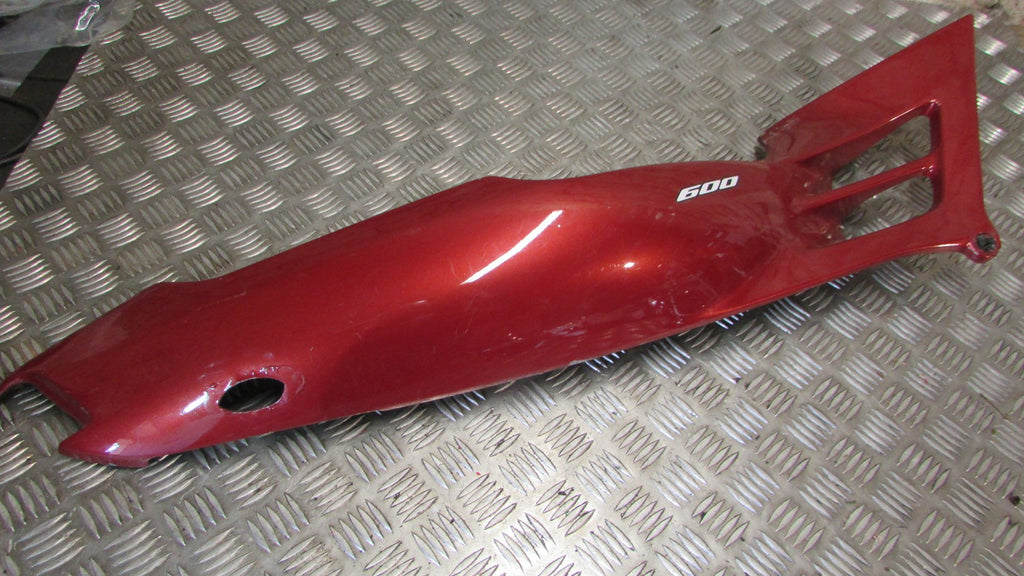 Honda CBR 600 96 PC31 F3 95/98 coque arriere Lateraux l'arrière droite,rear fair