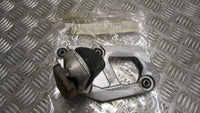 Suzuki GSX 1100 F GV72 C 88/94 Platine et repose pied droite avant gauche pilot,
