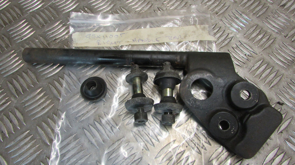 Suzuki GSX 1100 F GV72 C 88/94 GUIDON DROITE,HANDLEBAR right,