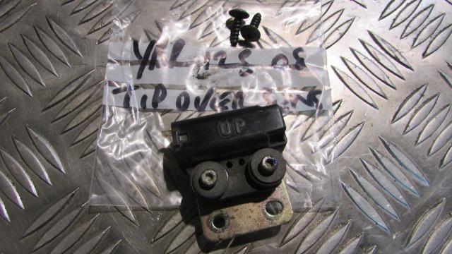 Yamaha YBR 125 2008, 2005>17 ,Capteur tomber,, fall tip over sensor, cut off