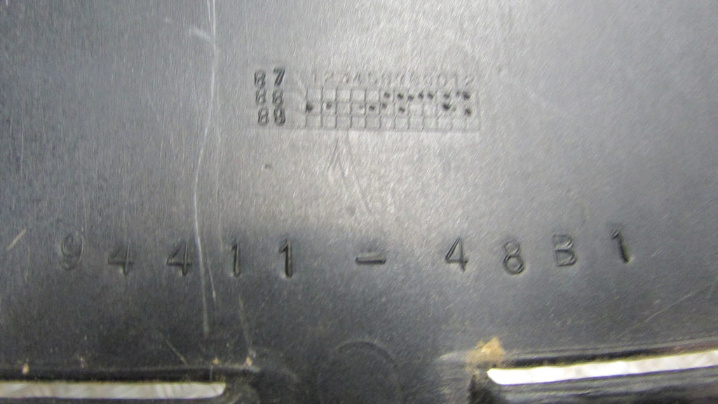 Suzuki GSX 1100 F GV72 C 88/94 carénage en haut à gauche du carénage à côté de r